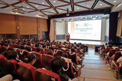 <b>沉庆两江新区30余家企事业单元赴高校引才</b>